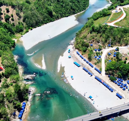 Abuan River clear water